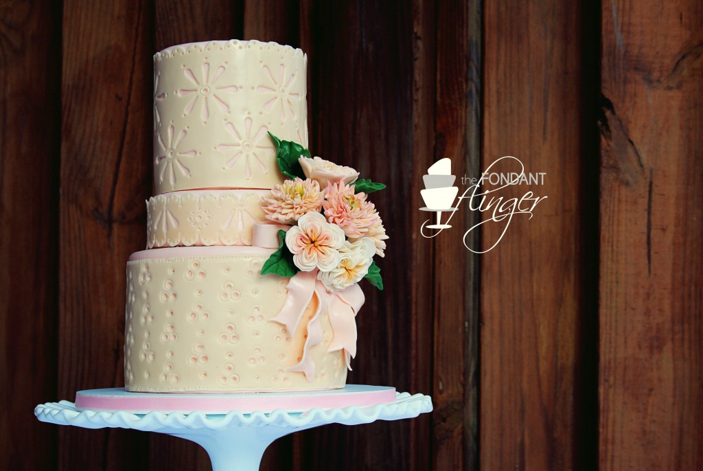 FondantFlingerLaceWedding